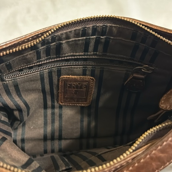 FRYE Melissa Button Brown Distressed Leather Crossbody Bag - Picture 4 of 6